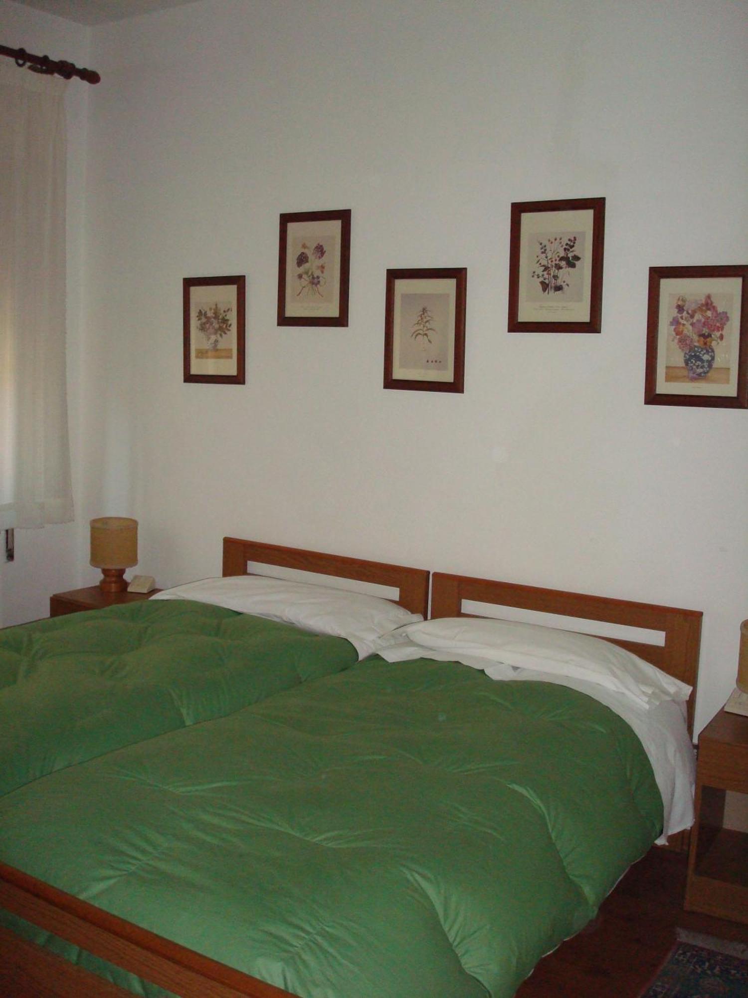 Albergo La Sfinge Chiusi Exterior photo